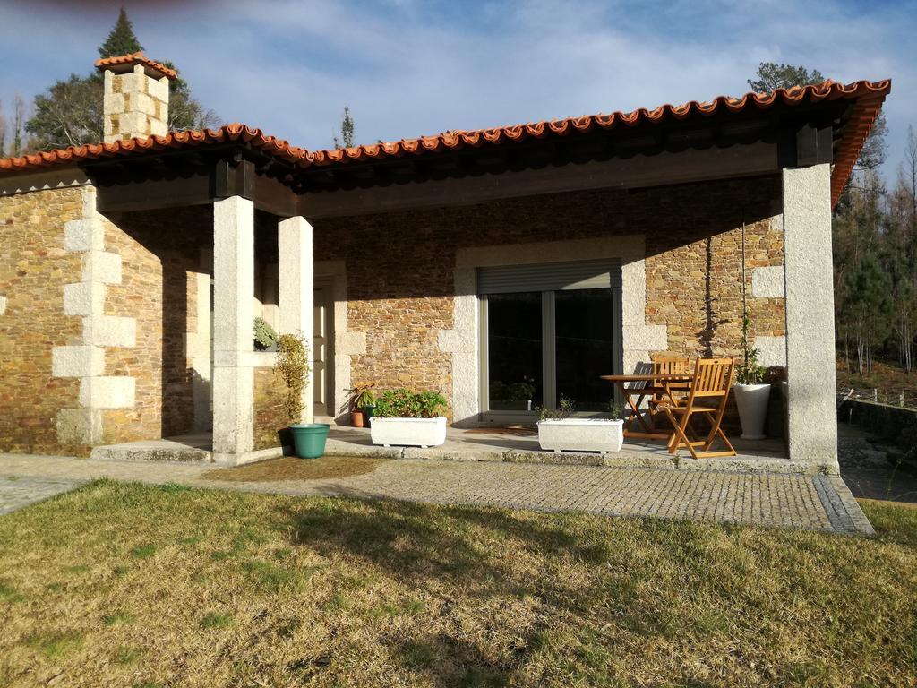 Charme Da Montanha Villa Montaria Bagian luar foto