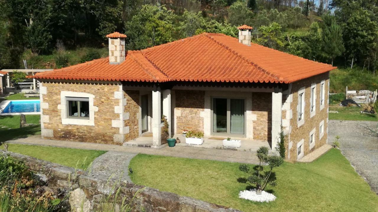 Charme Da Montanha Villa Montaria Bagian luar foto